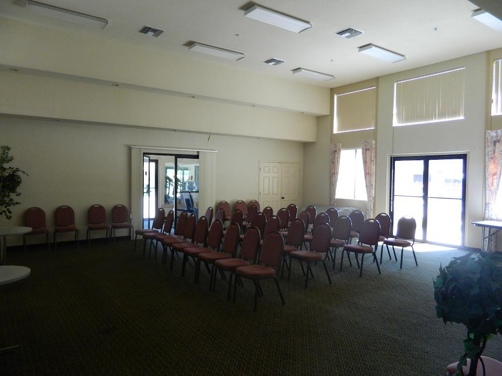 Capital Suites ไบลท์ ภายนอก รูปภาพ